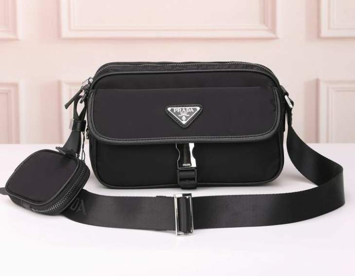Picture of Prada Handbags _SKUfw241225202fw